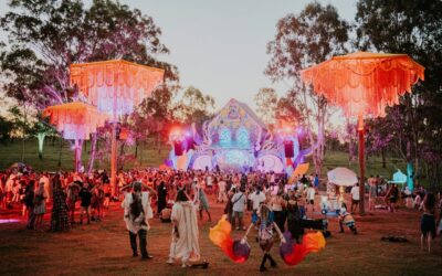 Rabbits Eat Lettuce - Queensland, Australia | RutaPsy