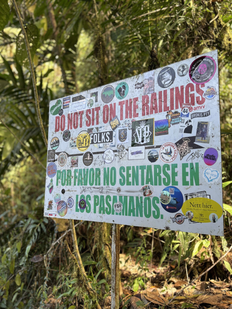 Sticker RutaPsy en Panama