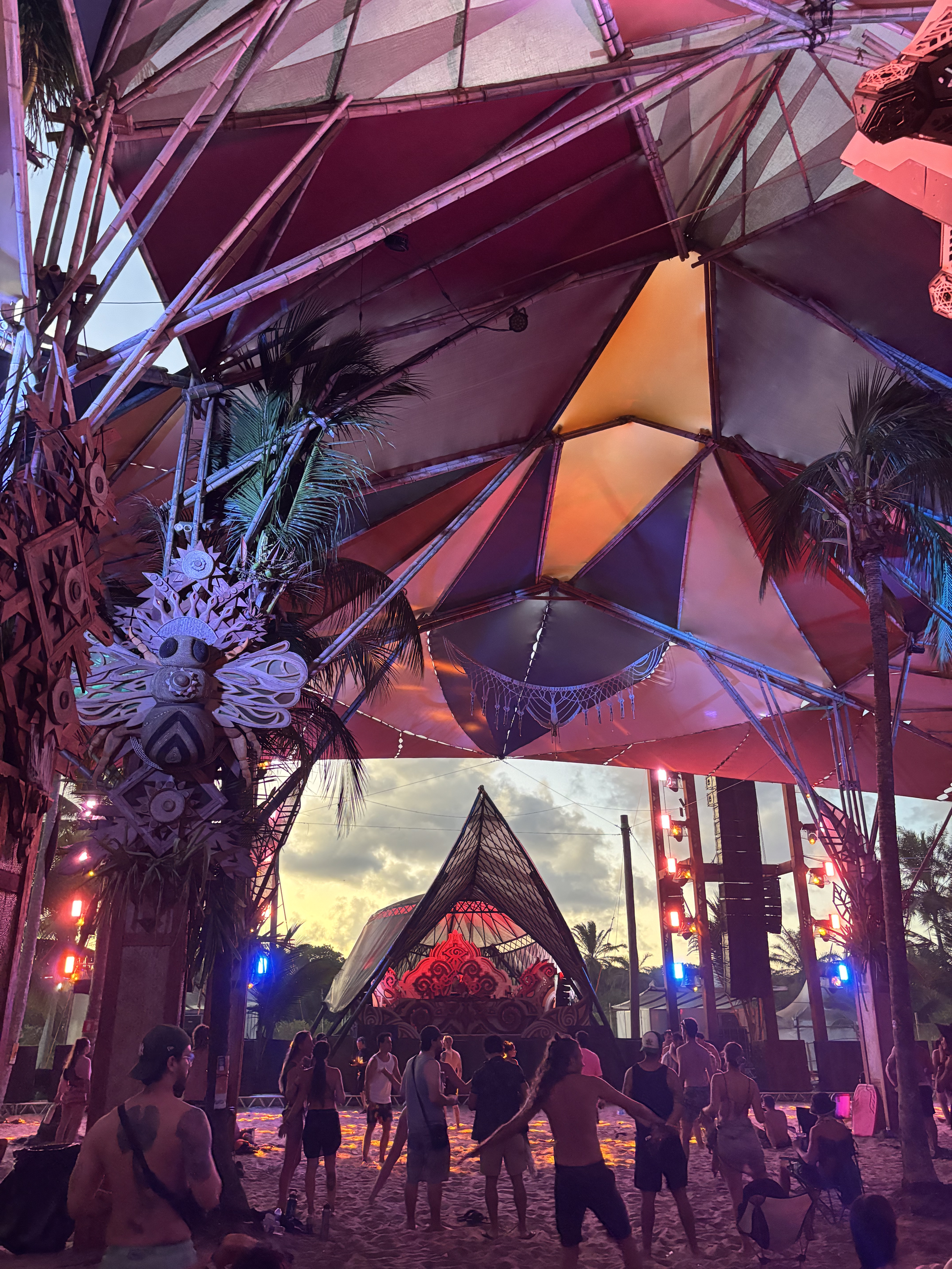 Universo Paralello 22